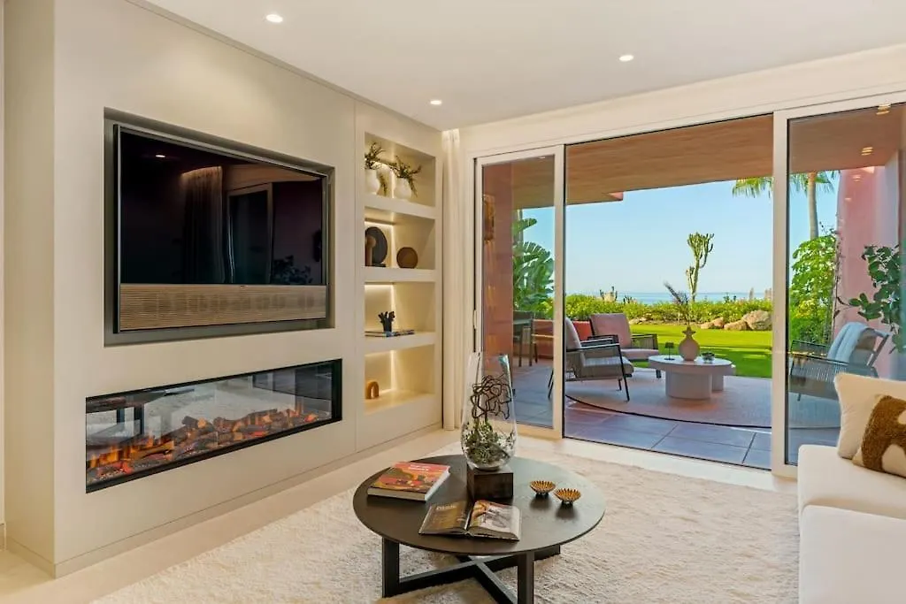 Luxury Ground Floor Apartment In Cabo Bermejo Estepona