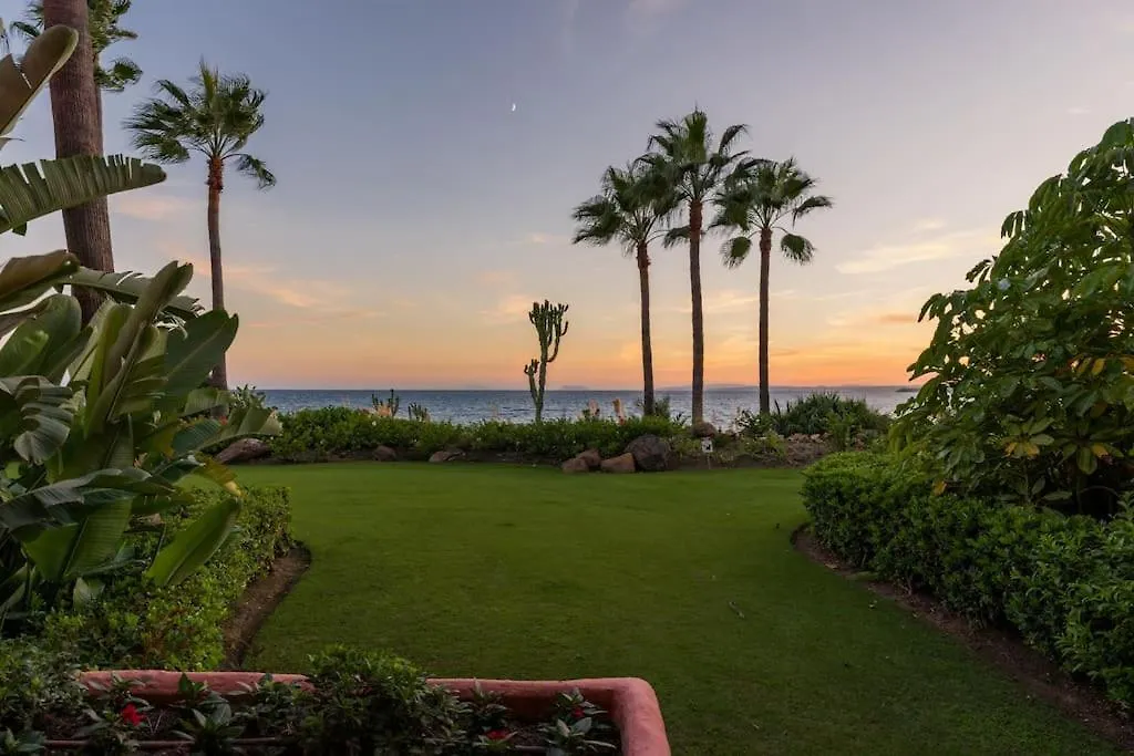 Luxury Ground Floor Apartment In Cabo Bermejo Estepona